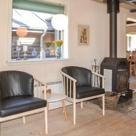 Laerken 펜션 Oksbøl