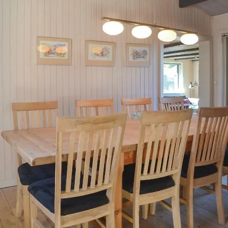 Semesterbostad Laerken *